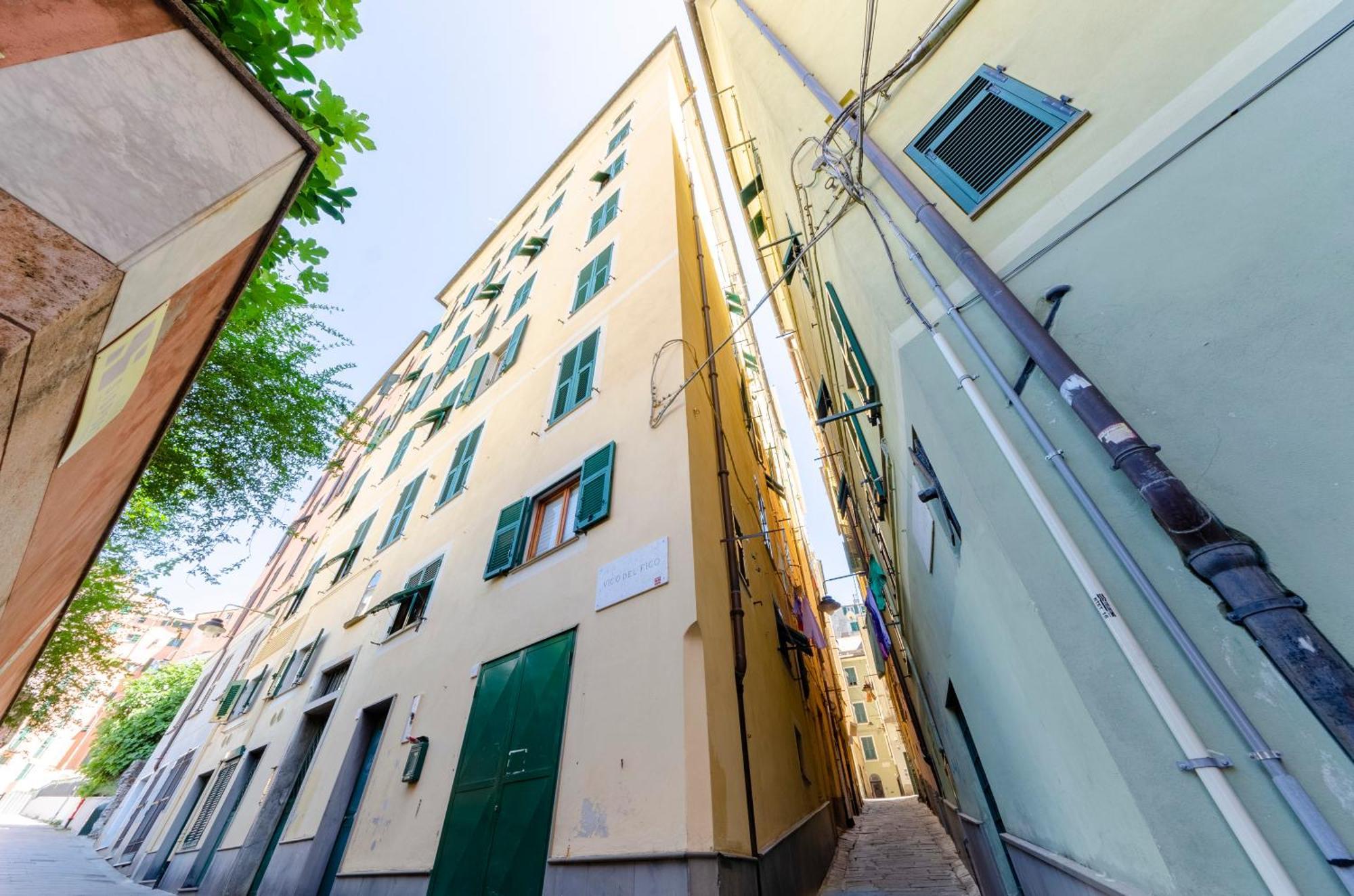 Castelli'S Apartmetnts Fico 1 Генуа Екстериор снимка